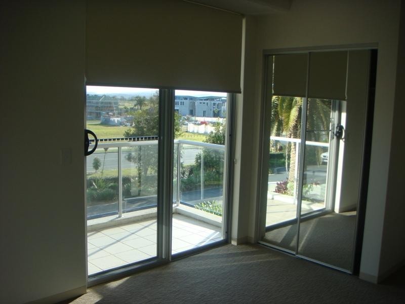 121/66 Sickle Ave, Hope Island QLD 4212