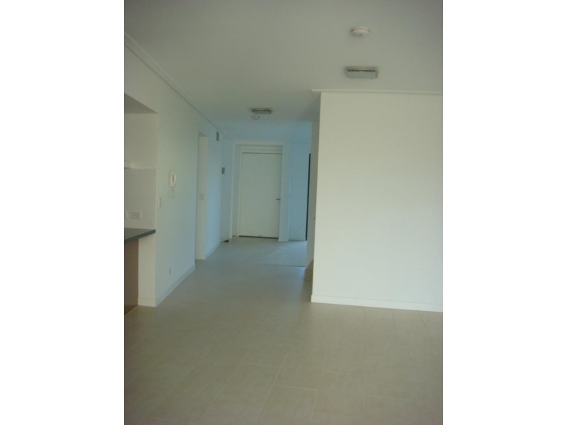 65 Sickle Ave, Hope Island QLD 4212