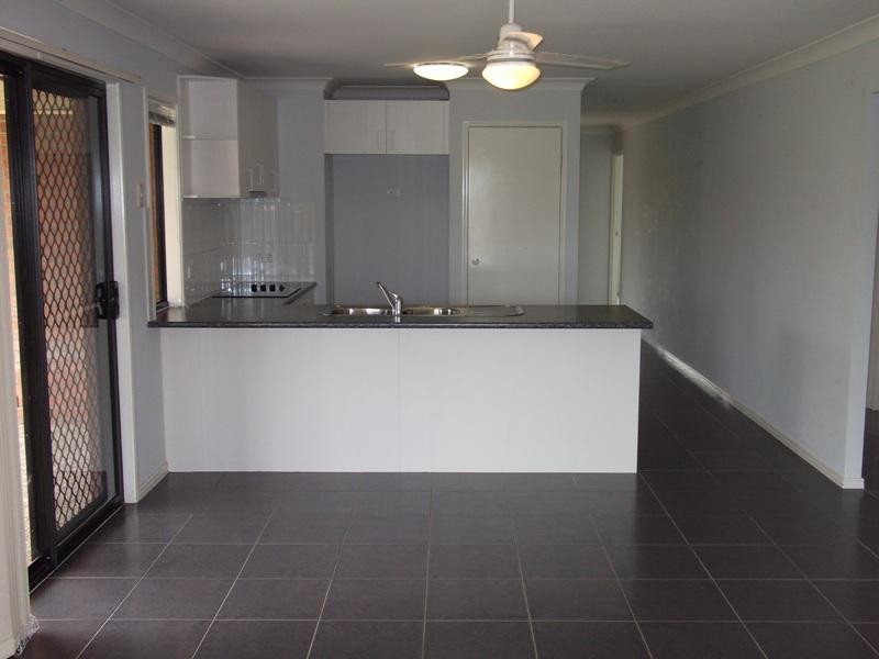 6 Camphor St, Victoria Point QLD 4165