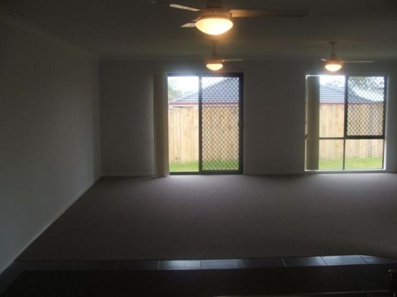 6 Camphor St, Victoria Point QLD 4165
