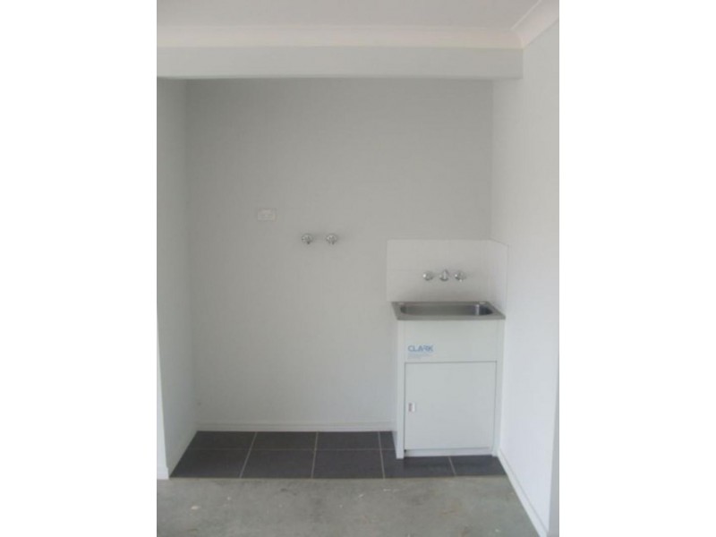 6 Camphor St, Victoria Point QLD 4165