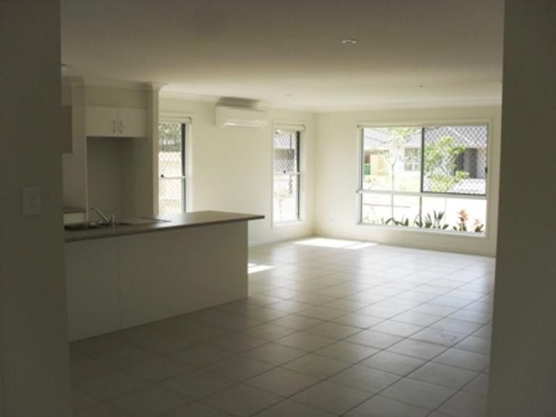 14 Maud St, Bannockburn QLD 4207