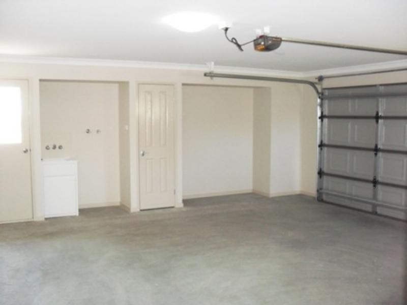 4 Harriet Dr, Oxenford QLD 4210