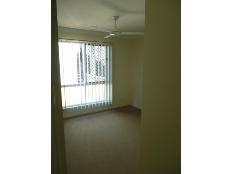 9 FIGBIRD Cl, Goodna QLD 4300