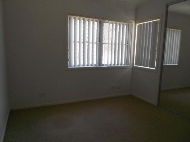 4/1 ROBBINS St, Corinda QLD 4075