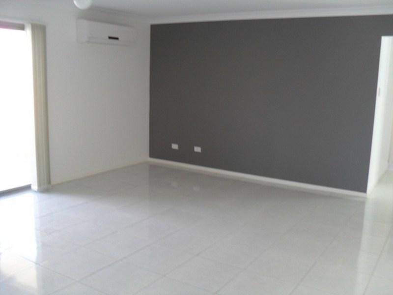 6 Bremer St, Marsden QLD 4132