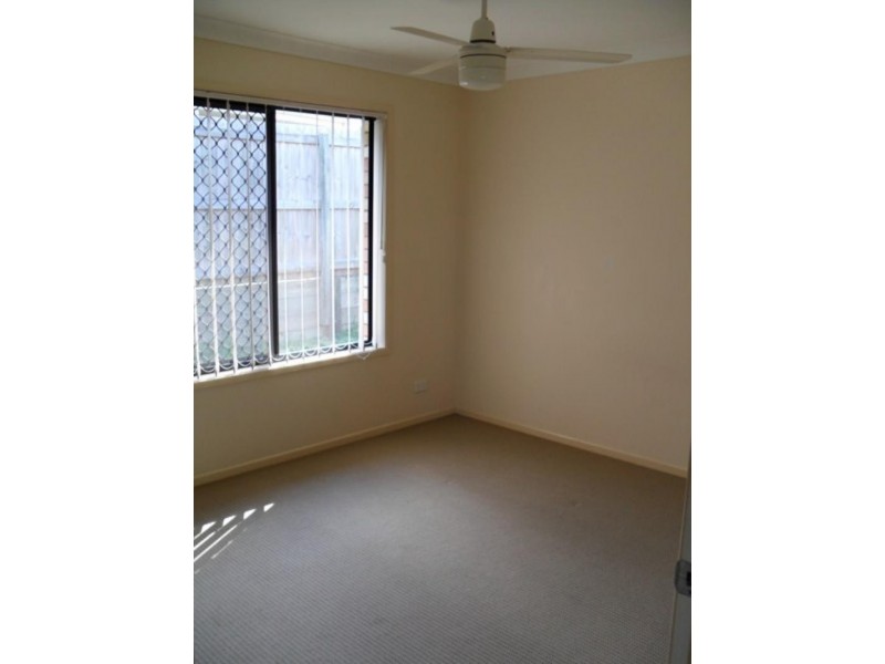 12 Schafer Ct, Edens Landing QLD 4207