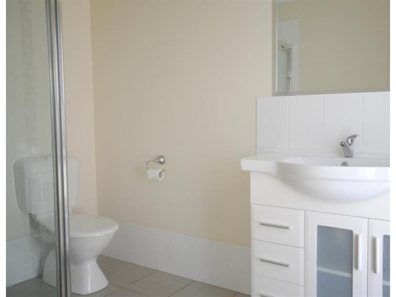 15 Hubner Dr, Rothwell QLD 4022