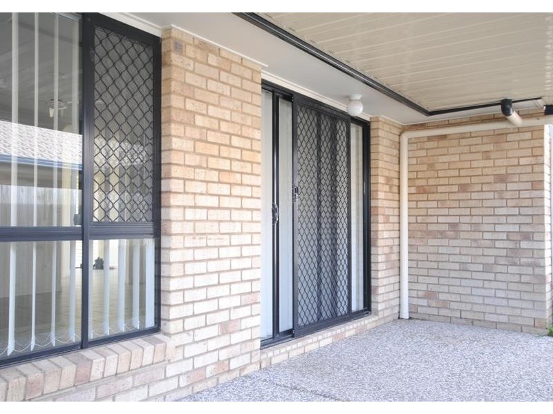 15 Hubner Dr, Rothwell QLD 4022