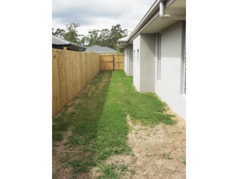 16 Maud St, Bannockburn QLD 4207