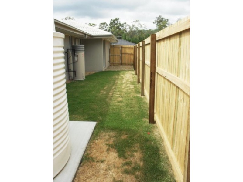 16 Maud St, Bannockburn QLD 4207