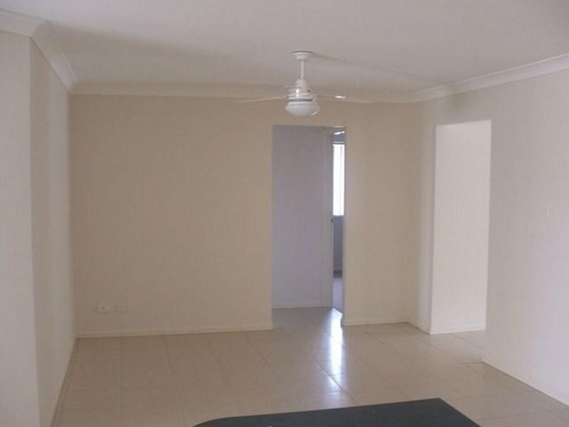 7 Mowie Cl, Underwood QLD 4119