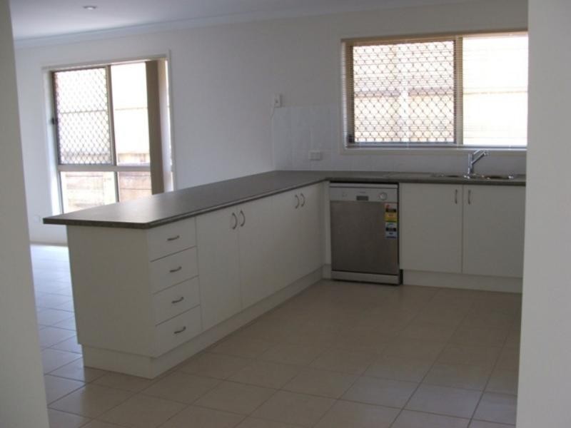 20 Winlock Dr, Warner QLD 4500