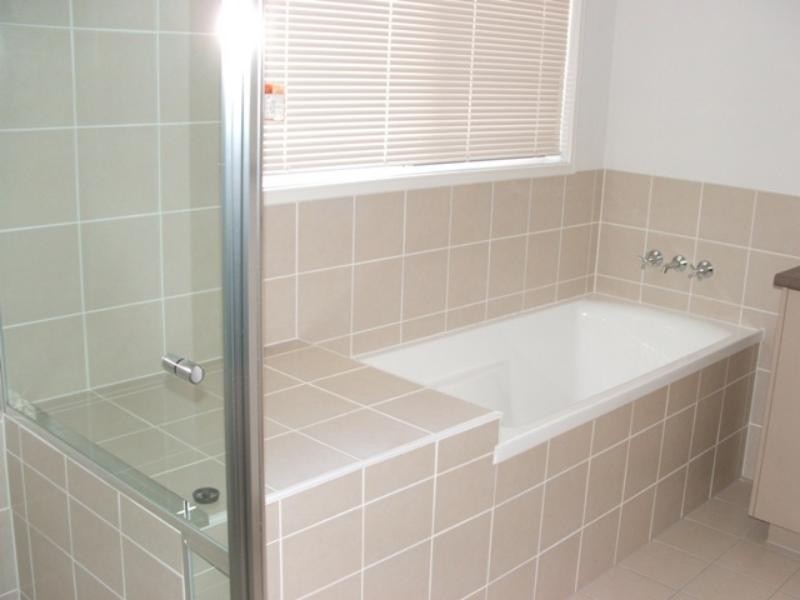 2 Tuohy Ct, Rothwell QLD 4022