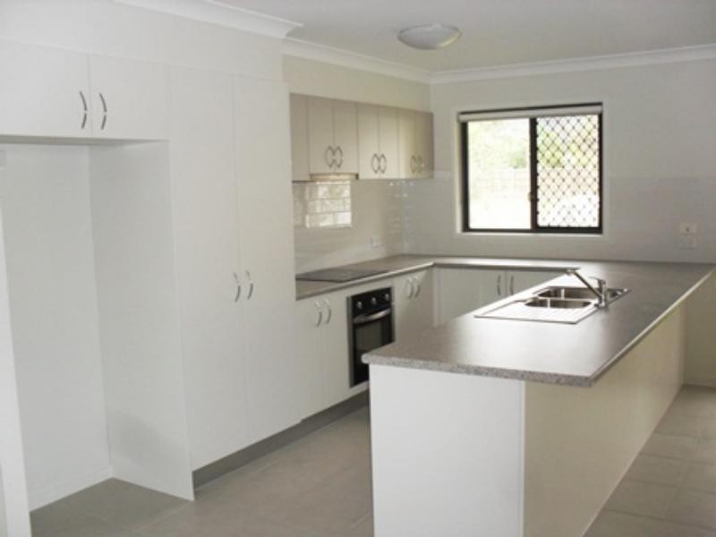 2 Maud St, Bannockburn QLD 4207