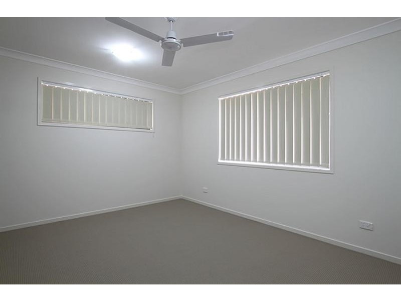 1/21 Toby Cl, Kallangur QLD 4503