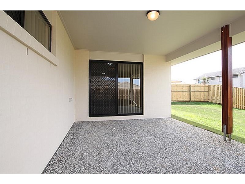 1/21 Toby Cl, Kallangur QLD 4503