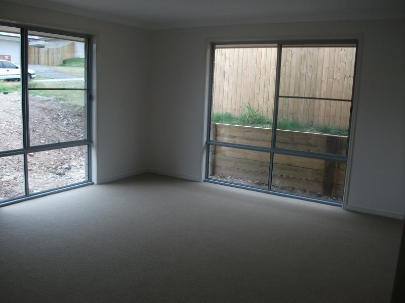 28 Lilley  Tce, Chuwar QLD 4306