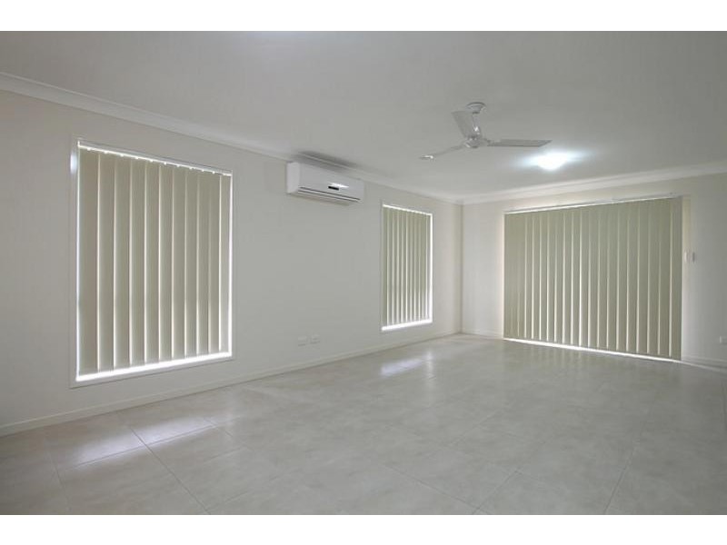 21 Toby Cl, Kallangur QLD 4503