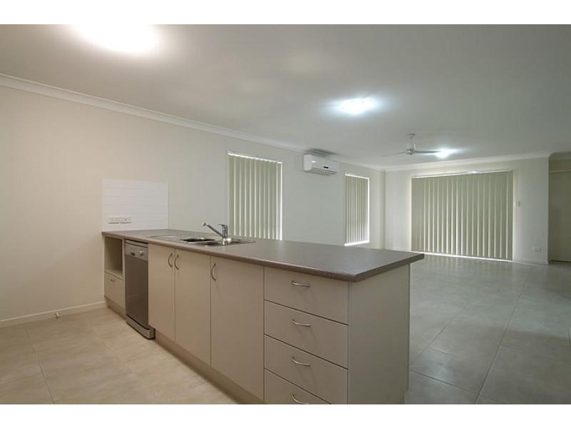 21 Toby Cl, Kallangur QLD 4503