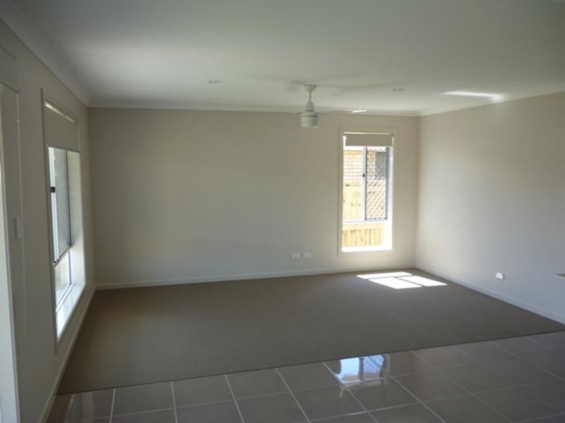 39 Huntley  Cres, Redbank Plains QLD 4301