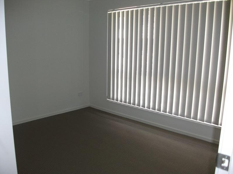 8 Kakadu Ct, North Lakes QLD 4509