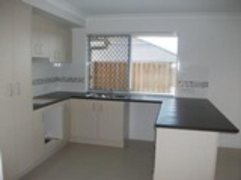 20 Hartley Cres, North Lakes QLD 4509