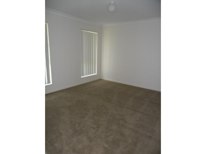 16 Bremer St, Marsden QLD 4132