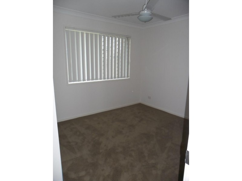 16 Bremer St, Marsden QLD 4132