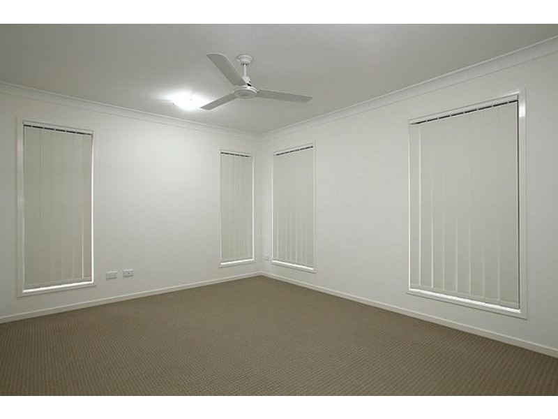 19 Portmarnock St, North Lakes QLD 4509
