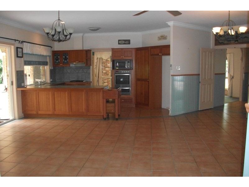 119 Stubbin St, Belivah QLD 4207