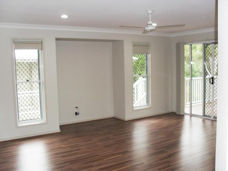 4 Bryna Pde, Oxenford QLD 4210