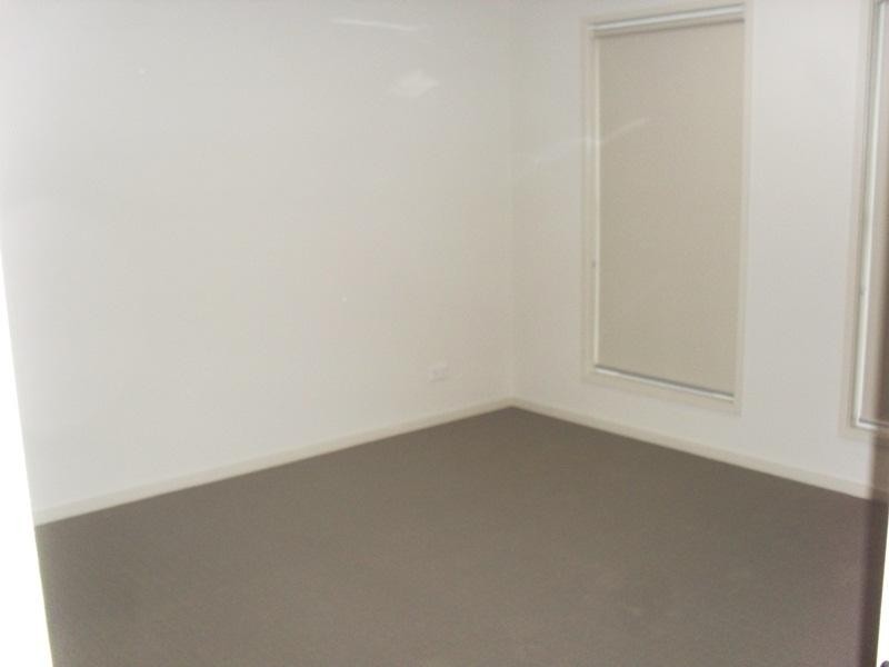 4 Bryna Pde, Oxenford QLD 4210