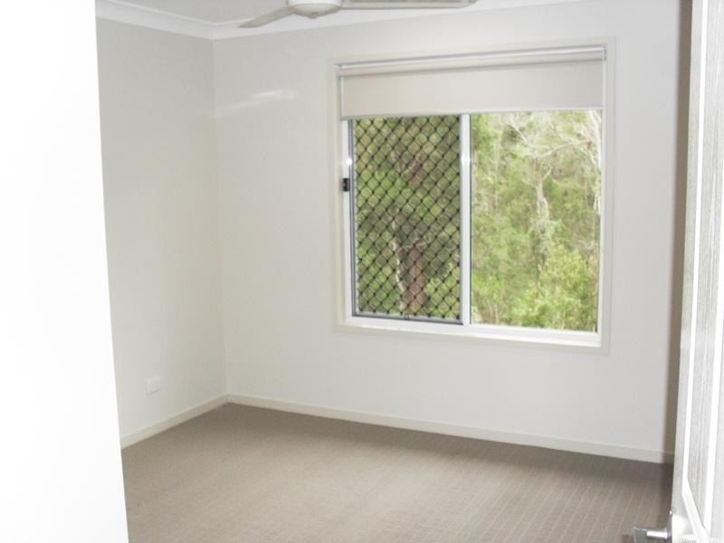 4 Bryna Pde, Oxenford QLD 4210