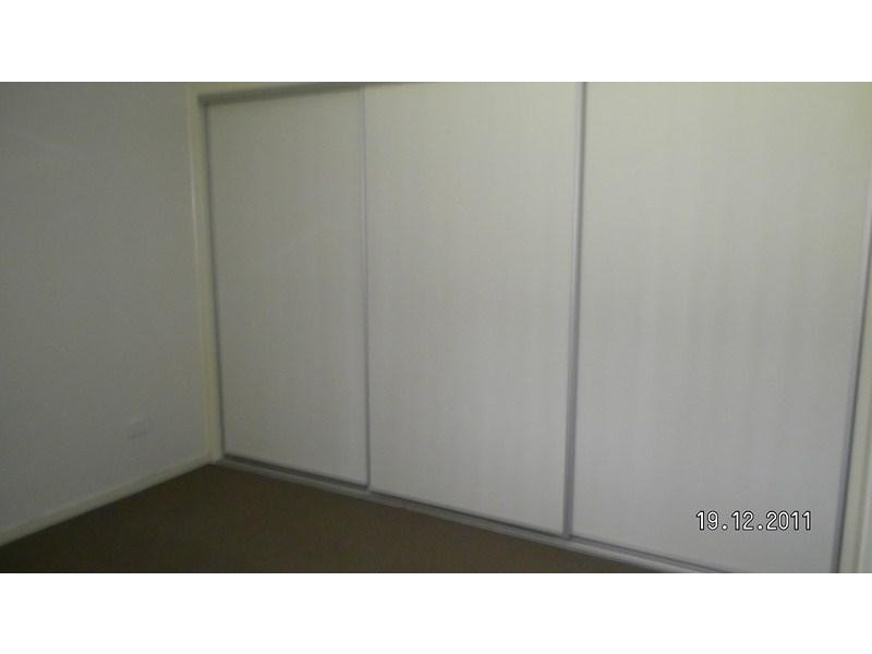 1/206 Wondall Rd, Manly West QLD 4179