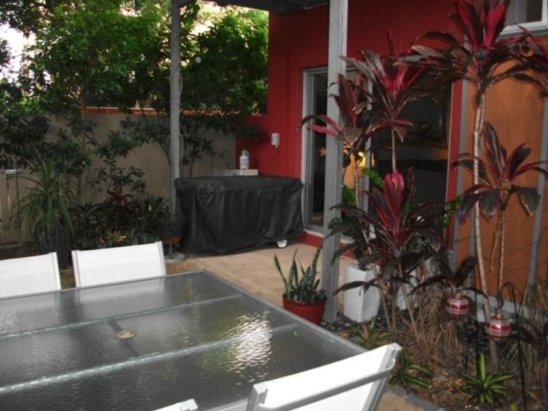 4/57 Shakespeare St, Coorparoo QLD 4151