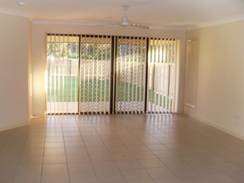 23 Shaun  St, Redbank Plains QLD 4301