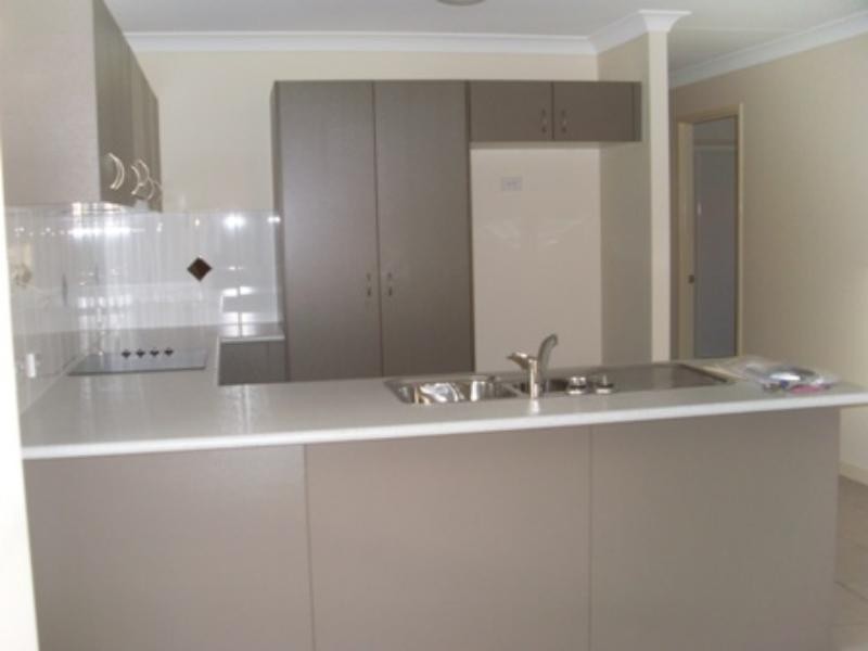 23 Shaun  St, Redbank Plains QLD 4301
