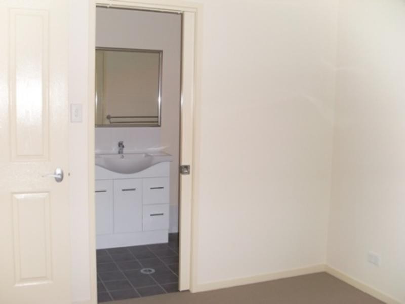 23 Shaun  St, Redbank Plains QLD 4301