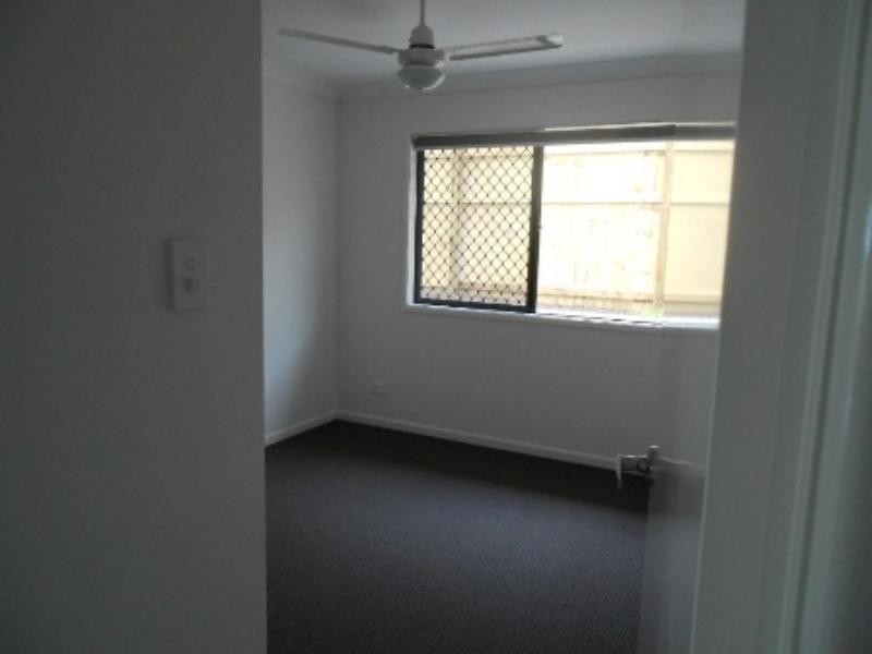 10 Carnell  St, Goodna QLD 4300