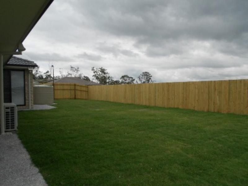 10 Carnell  St, Goodna QLD 4300