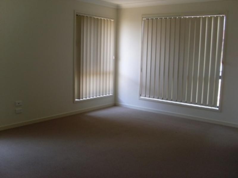 38 Tindle St, Redbank Plains QLD 4301