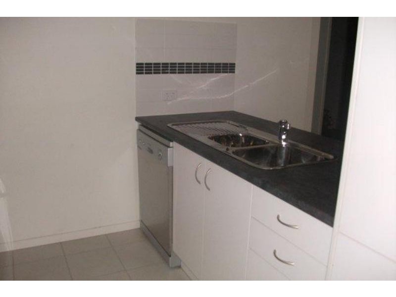20/8 Rosegum Pl, Redbank Plains QLD 4301