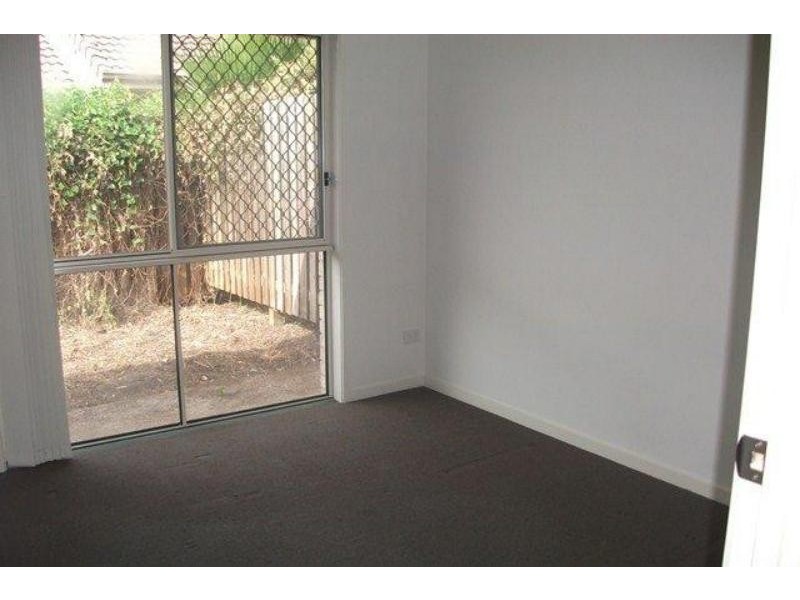 20/8 Rosegum Pl, Redbank Plains QLD 4301