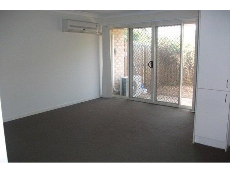 20/8 Rosegum Pl, Redbank Plains QLD 4301