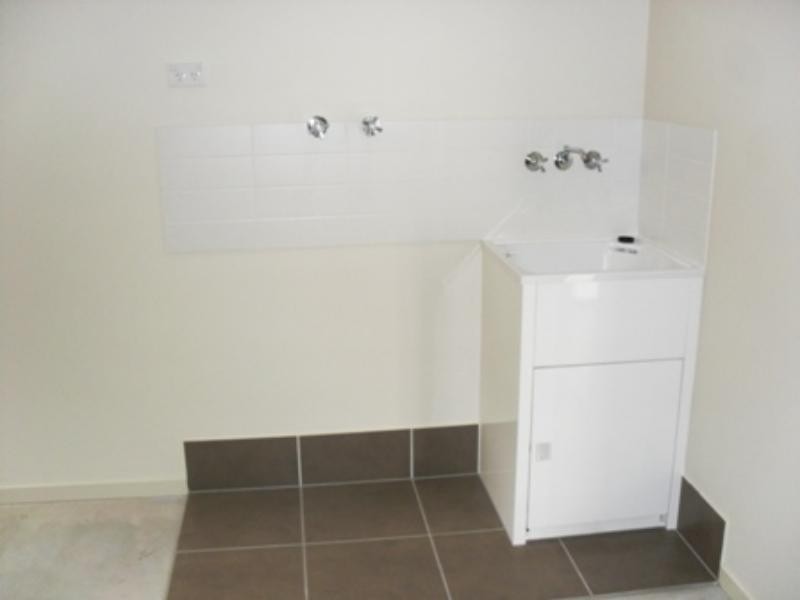 1 Bryna Pde, Oxenford QLD 4210