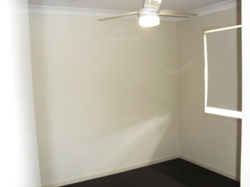 6 Murphys  Lane, Oxenford QLD 4210