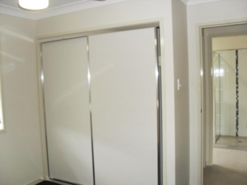 6 Murphys  Lane, Oxenford QLD 4210