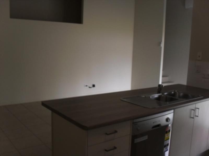 10 Murphys  Lane, Oxenford QLD 4210