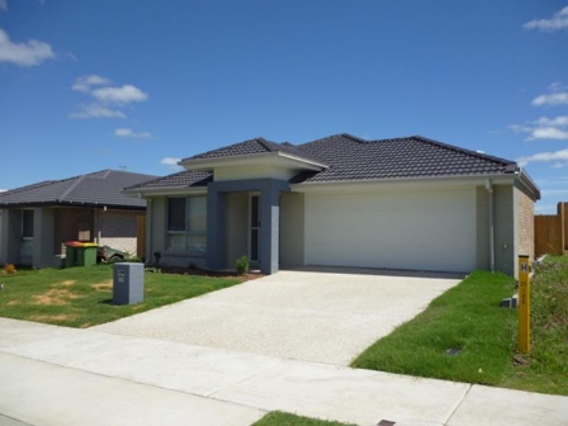 34 PIDDINGTON St, Redbank Plains QLD 4301